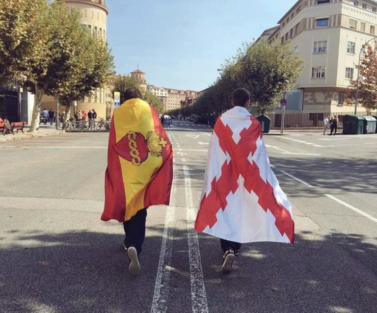 Banderas Comunión Tradicionalista Carlista 7038